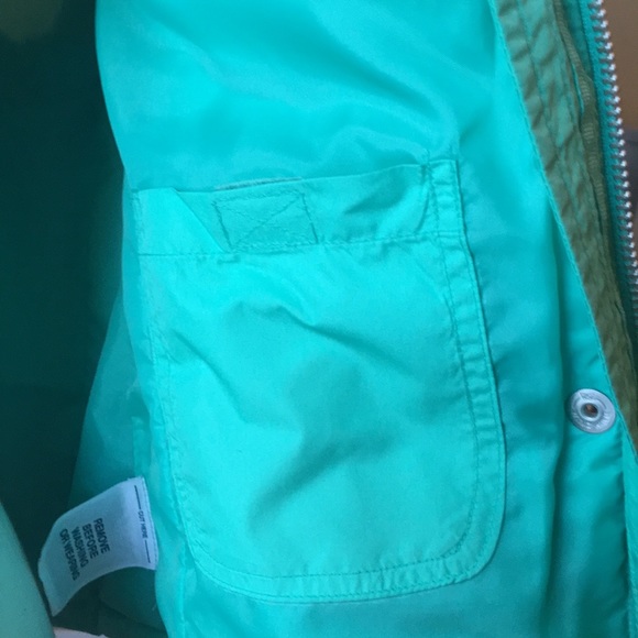 Mint Gap Puffer Vest - Picture 6 of 8